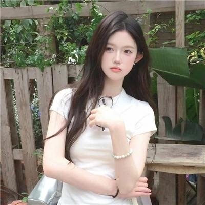 亚历克斯与艾玛